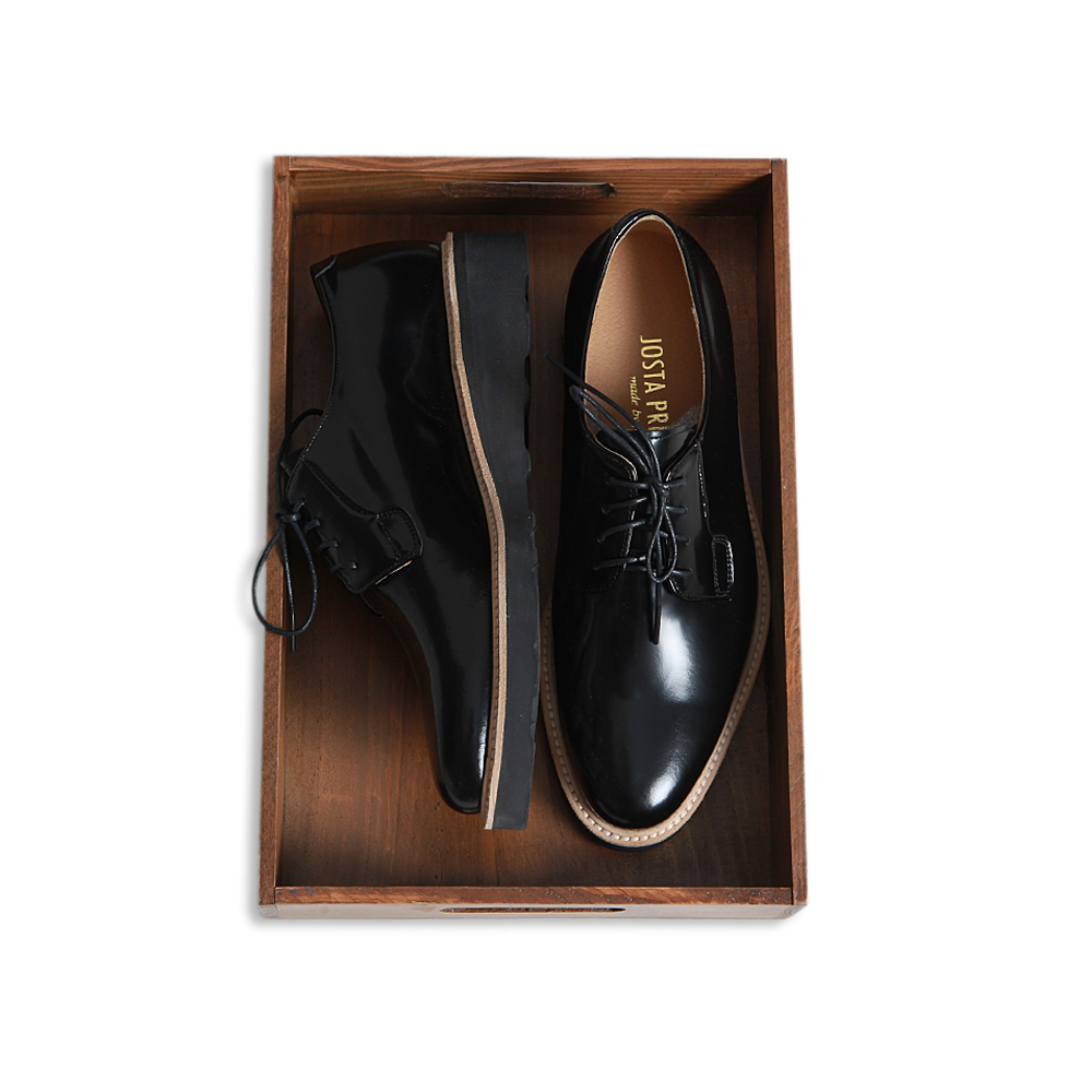 JOSTA MADE. + 5cm  Common projects leather derby